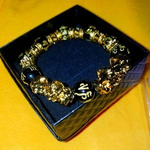 Feng Shui Black Obsidian Alloy Wealth Bracelet